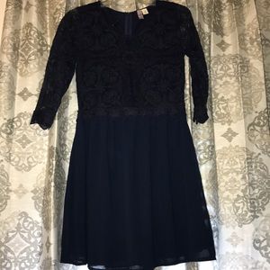 Laced flowy dress